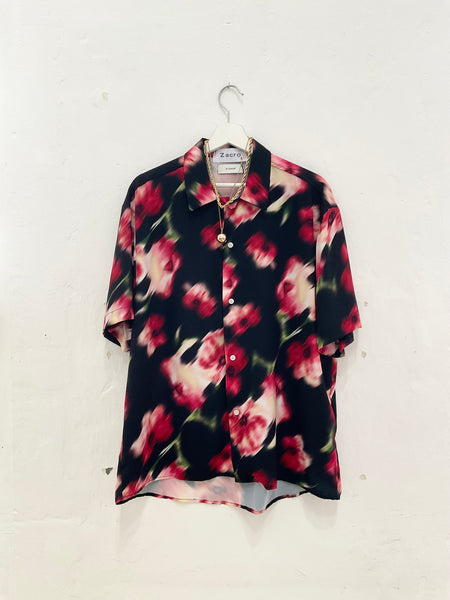 Blurry flower print HS shirt