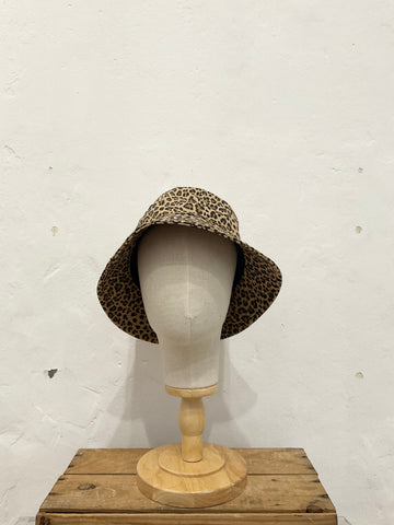 Safari bucket hat