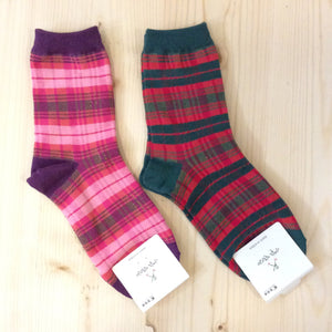 Tartan pattern socks (2 colours)