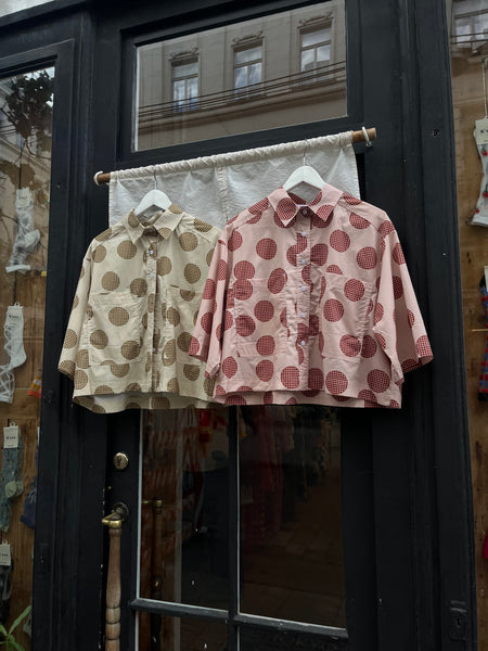 Waffle dots shirt