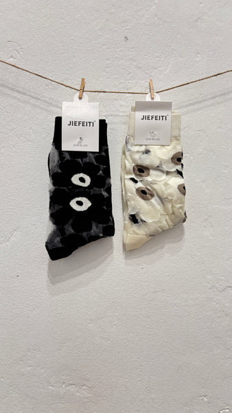 Poppy flowers see-through socks