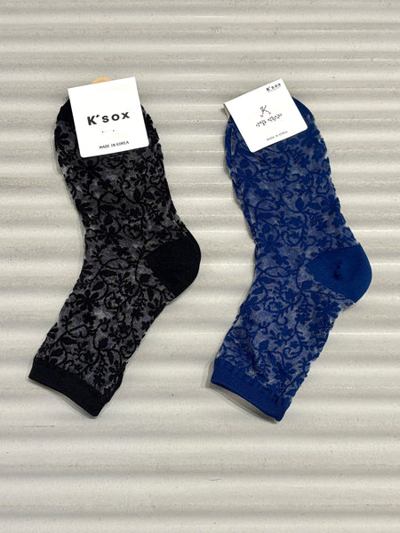 Thin flower socks