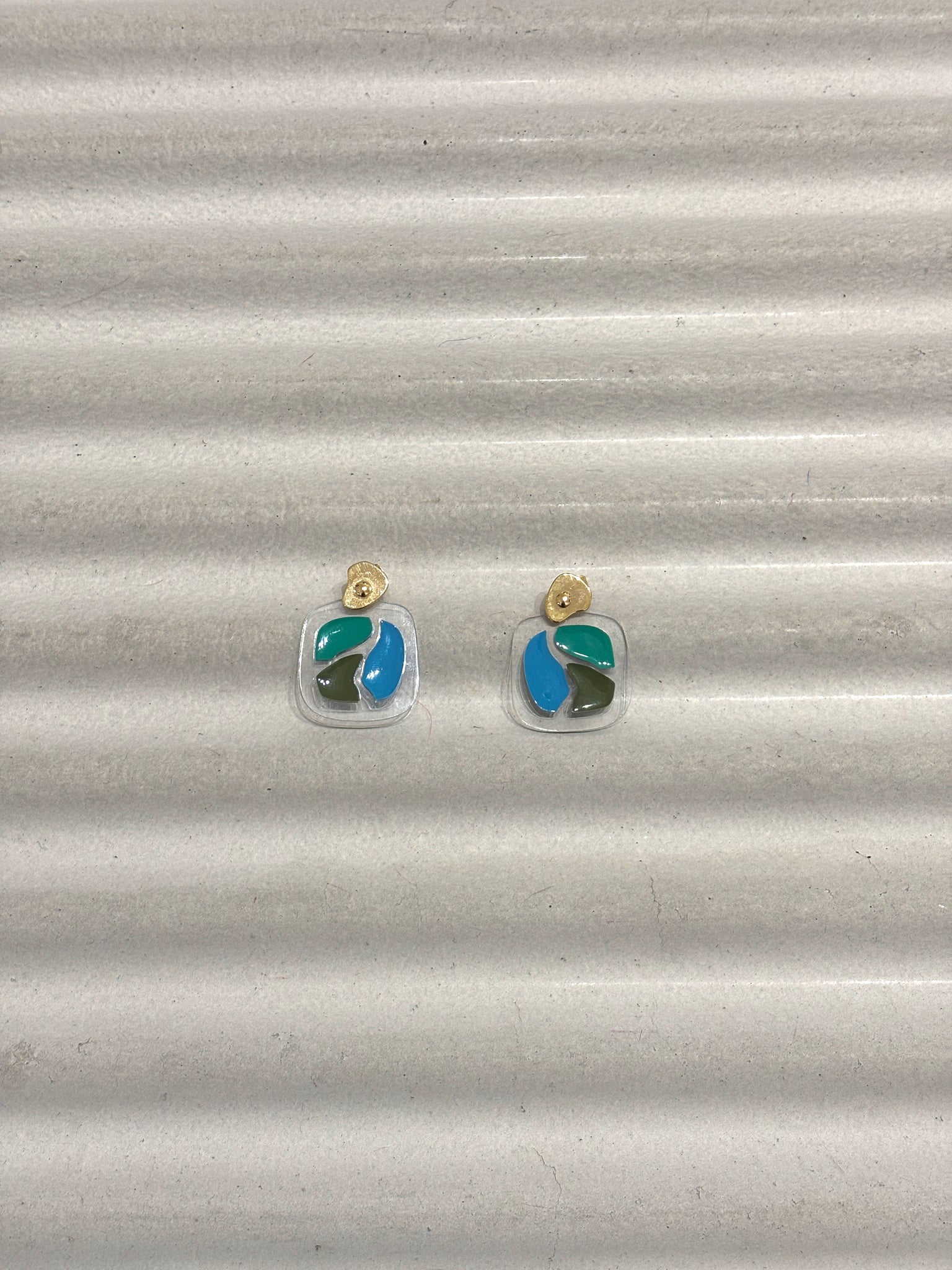 3-color mosaic transparent earrings