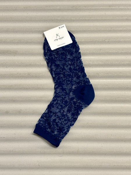 Thin flower socks