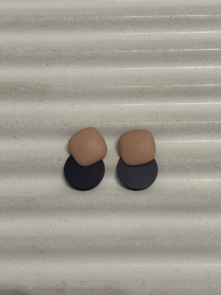 Square and circle earrings