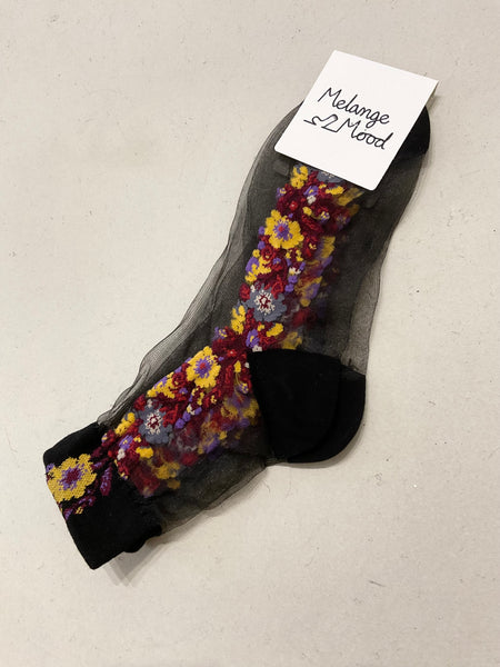 Little flower motif socks (4 colours)