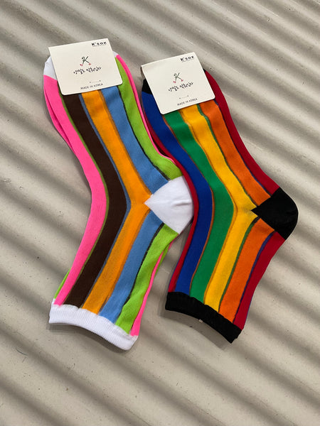 Rainbow stripe socks (3 colors)