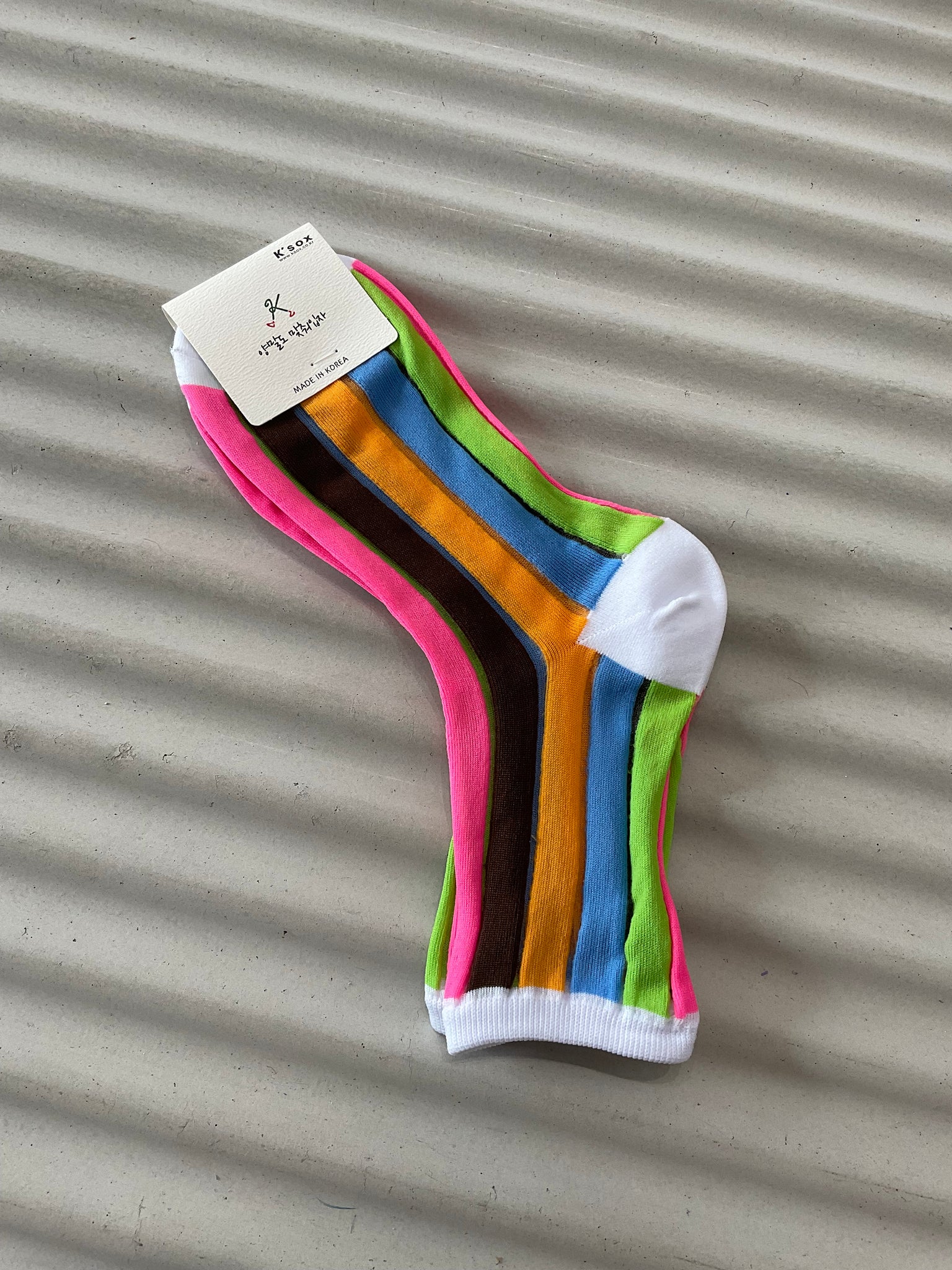 Rainbow stripe socks (3 colors)