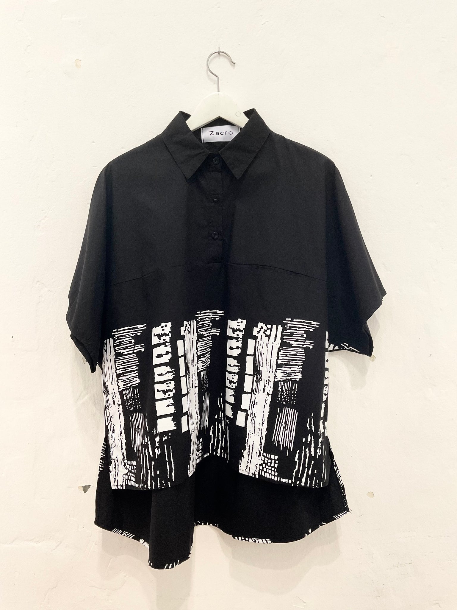 Bottom print HS long tail shirt