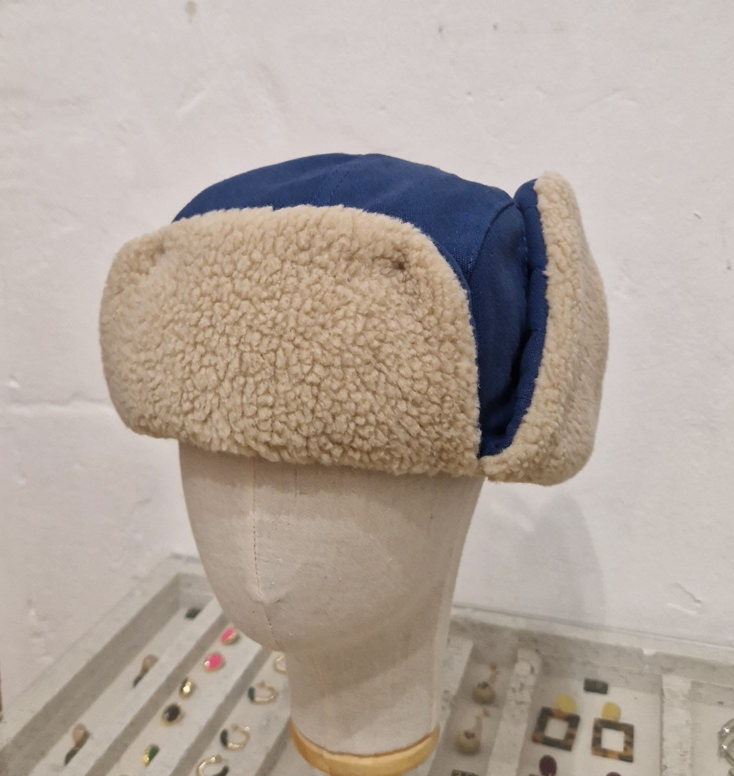 Cotton color earflap boa cap (four colours)