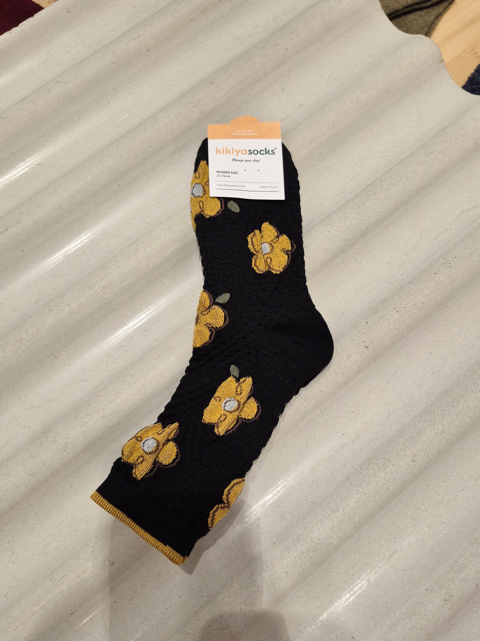 Daisy monogram socks