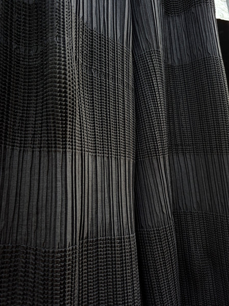 Pleat Stripe Pants