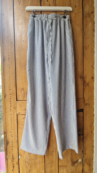 Thin stripe Summer pants (two colors)