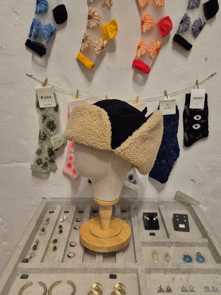 Cotton earflap boa cap