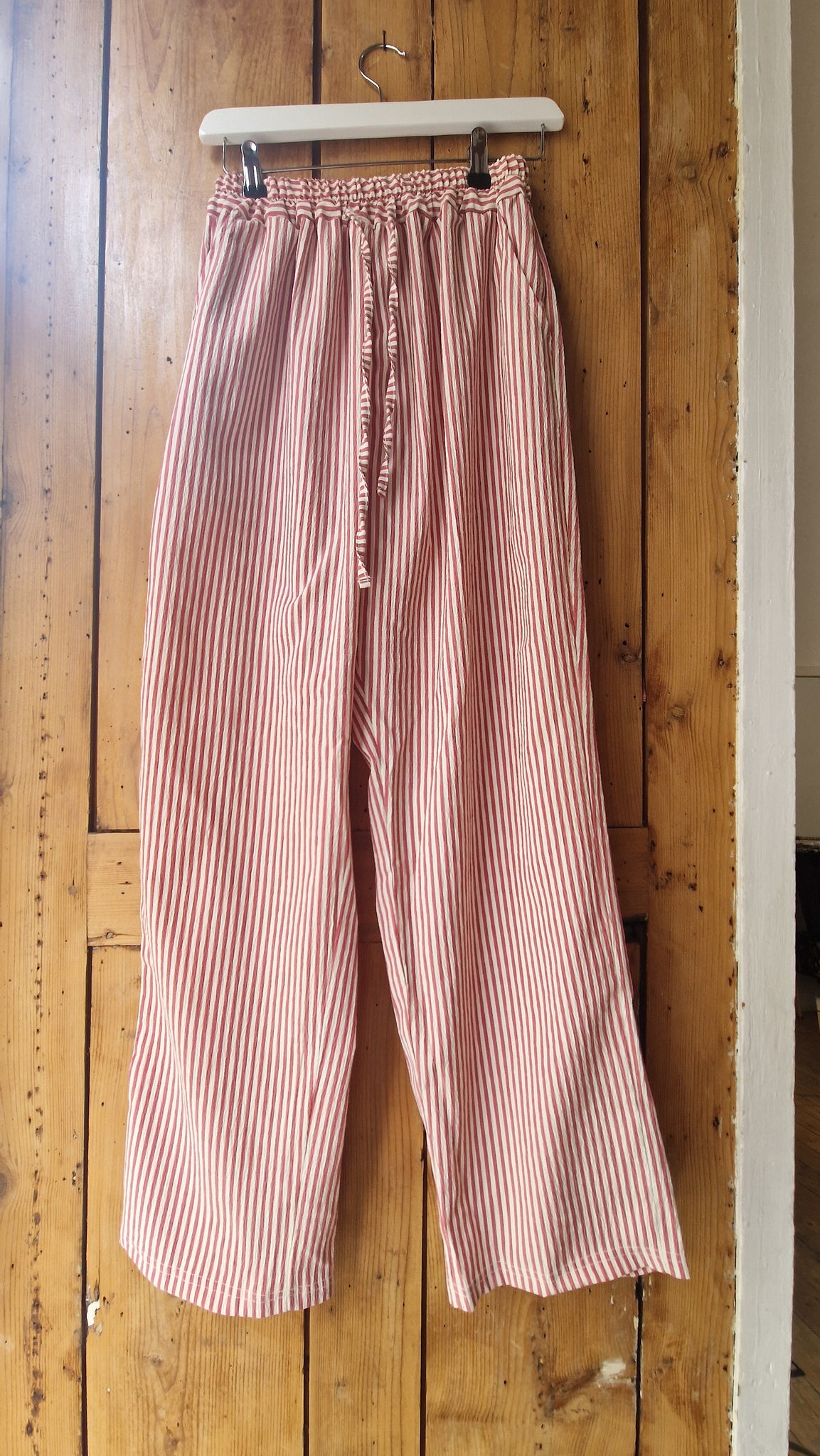 Thin stripe Summer pants (two colors)