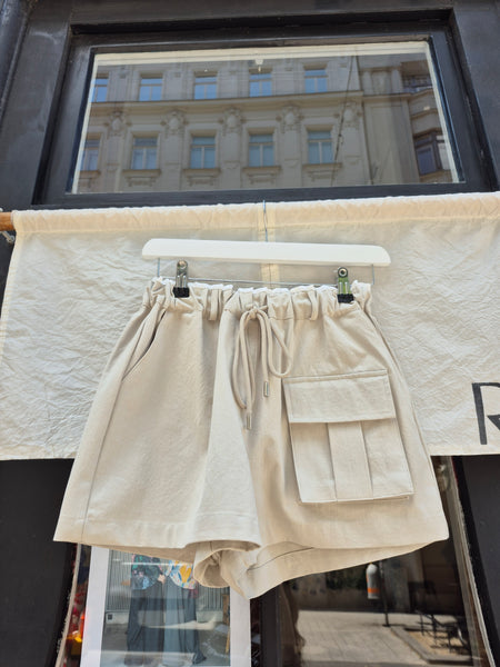 Frill Waist Pocket Shorts