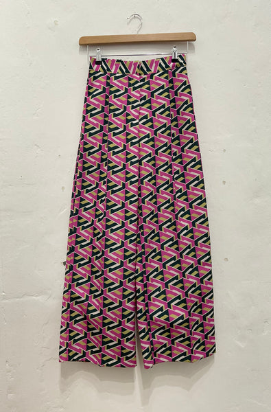 Geometric pattern front tuck Trousers