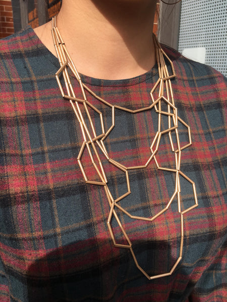 Lace Patterned Necklace (2colours)