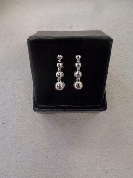 Pearls in Line Earrings