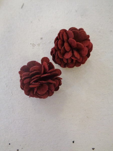 Rose Earrings (2 colours)