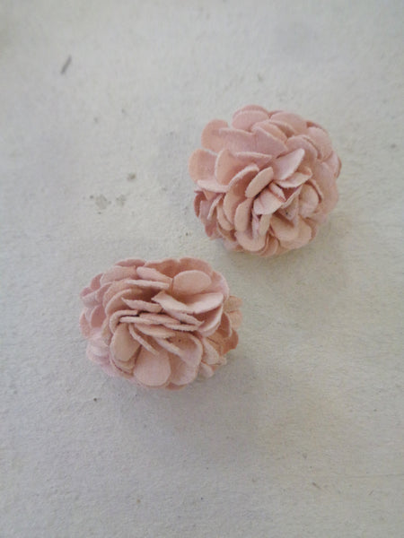 Rose Earrings (2 colours)