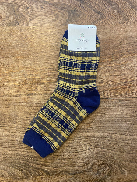 Tartan pattern socks (2 colours)