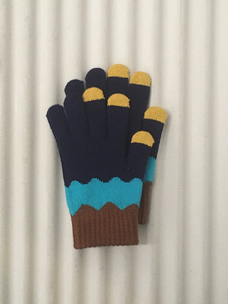 Wavy Colour Gloves