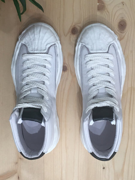 Nendo Trainers SS22 (2 colours/ 3 sizes)