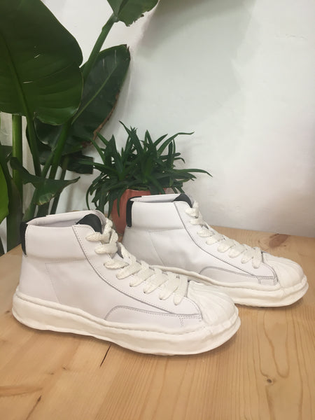 Nendo Trainers SS22 (2 colours/ 3 sizes)